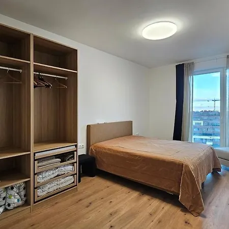 Cozy Urban Heaven With Dedicated Parking Spot * Sofia
