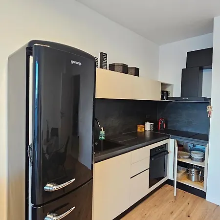 Cozy Urban Heaven With Dedicated Parking Spot Apartment *